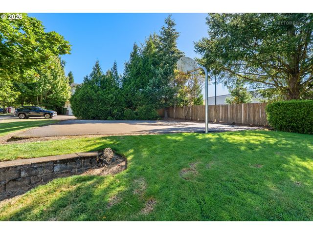 21147 Sw MADEIRA Ter, Sherwood, OR 97140