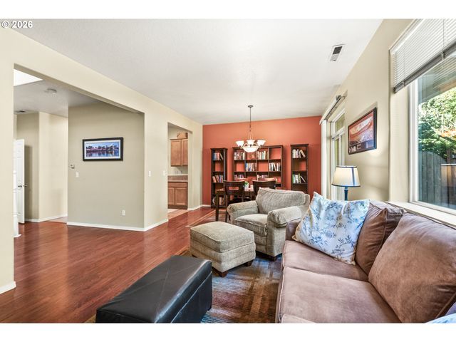 21147 Sw MADEIRA Ter, Sherwood, OR 97140