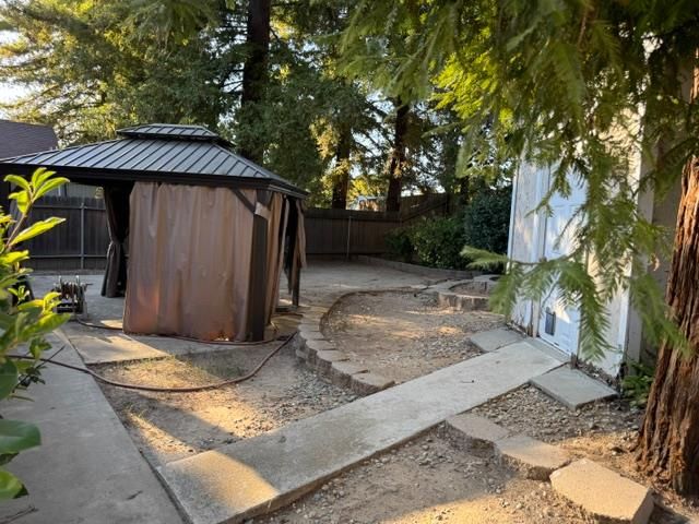 7213 La Tour, Sacramento, CA 95842