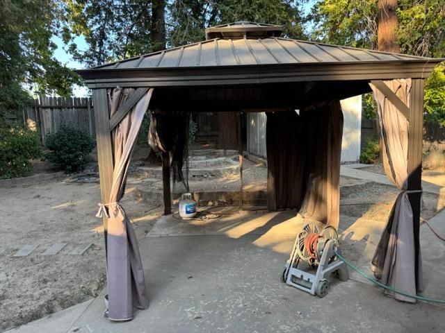 7213 La Tour, Sacramento, CA 95842