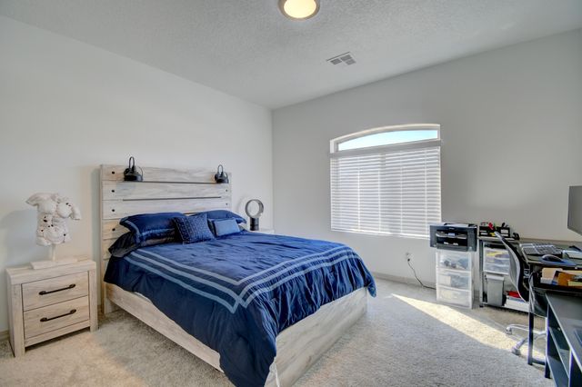 4024 Windy Road NE, Rio Rancho, NM 87144