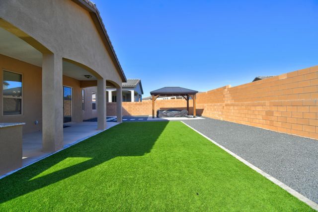 4024 Windy Road NE, Rio Rancho, NM 87144