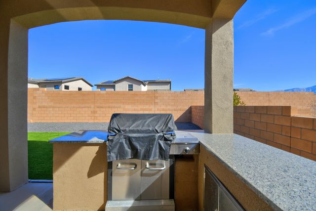 4024 Windy Road NE, Rio Rancho, NM 87144