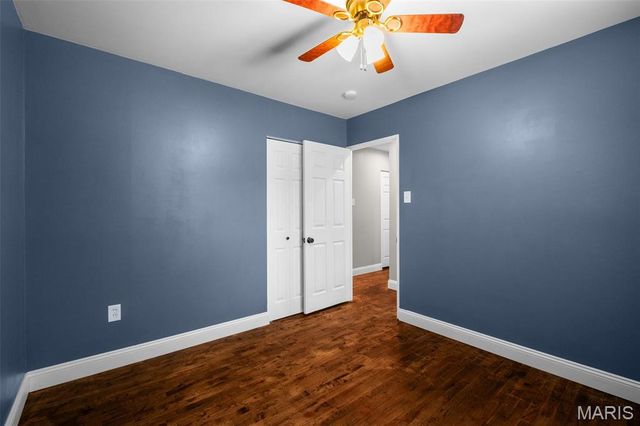 9213 Nemo Drive, St Louis, MO 63123