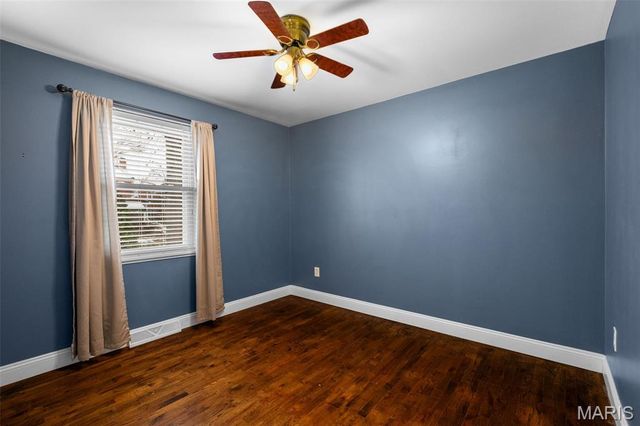 9213 Nemo Drive, St Louis, MO 63123