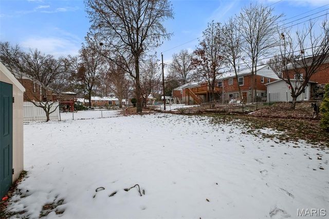 9213 Nemo Drive, St Louis, MO 63123