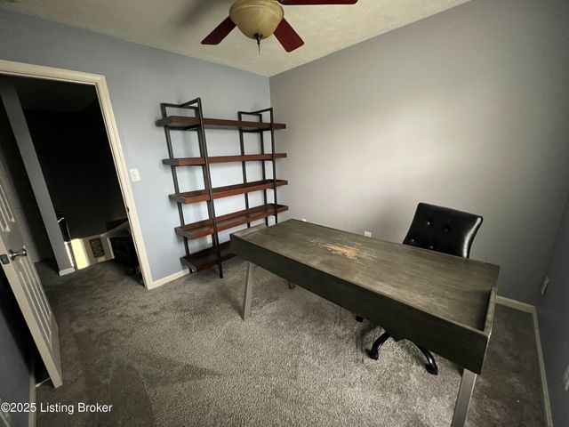 9216 Newbury Ct, Prospect, KY 40059