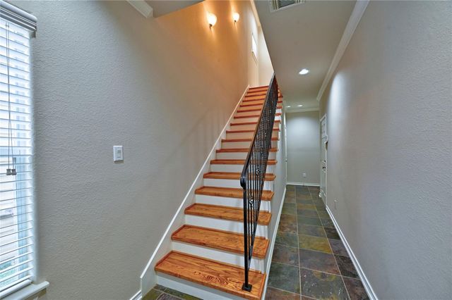 5411 Kansas Street, Houston, TX 77007
