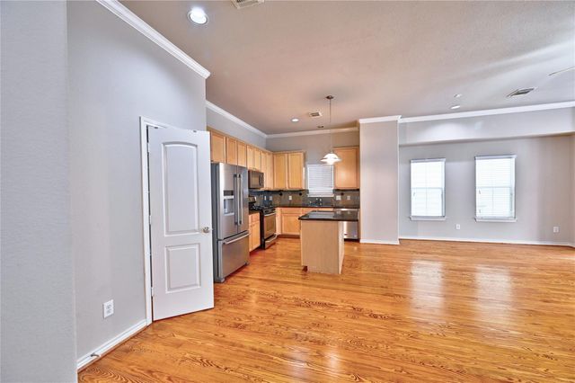 5411 Kansas Street, Houston, TX 77007