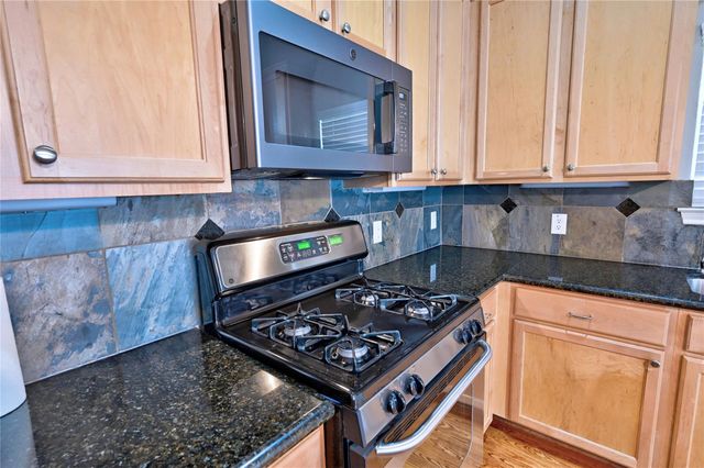 5411 Kansas Street, Houston, TX 77007