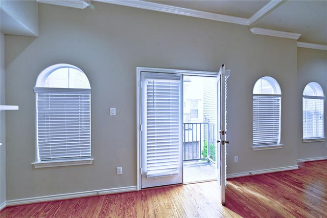 5411 Kansas Street, Houston, TX 77007