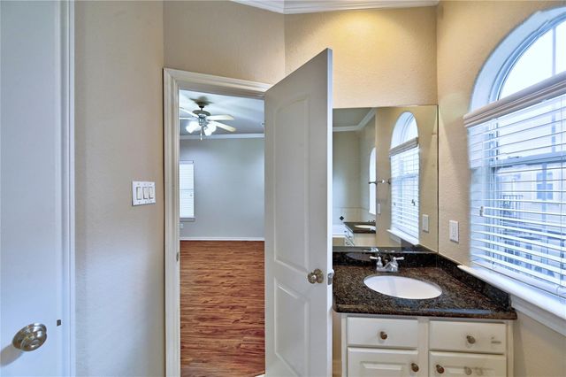 5411 Kansas Street, Houston, TX 77007