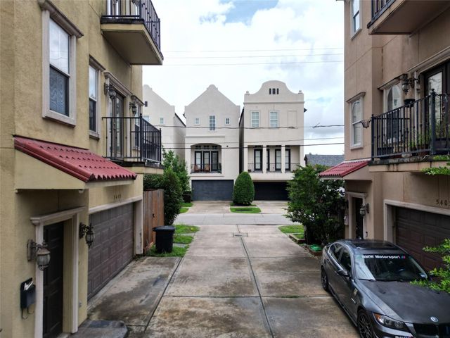 5411 Kansas Street, Houston, TX 77007
