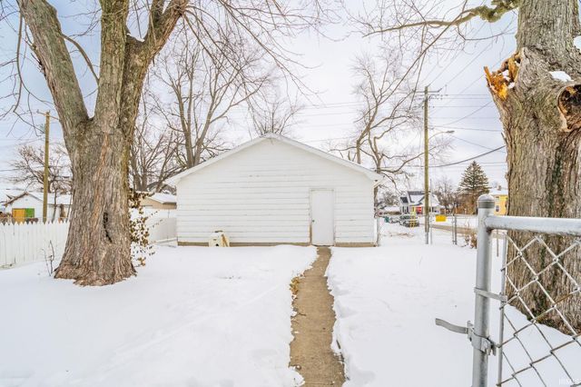 1126 S 17th Street, New Castle, IN 47362