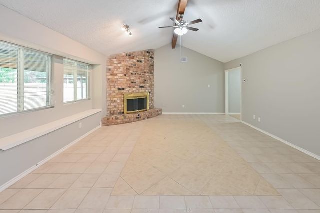 8703 Saratoga Forest Drive, Houston, TX 77088