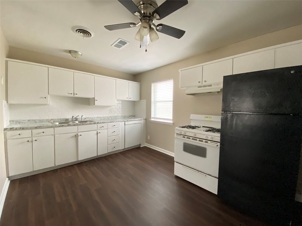 712 Juno Lane, Denton, TX 76209