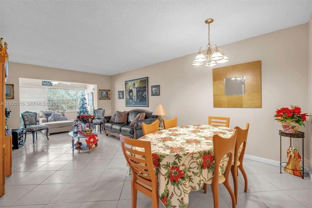 3100 Holiday Springs Boulevard 304, Margate, FL 33063