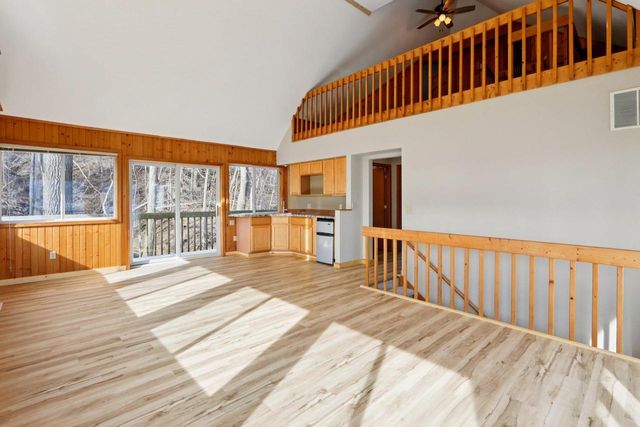 W10580 Tipperary Road, Poynette, WI 53955