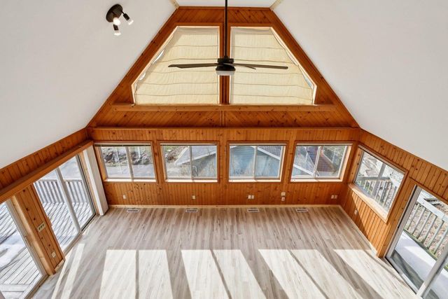 W10580 Tipperary Road, Poynette, WI 53955