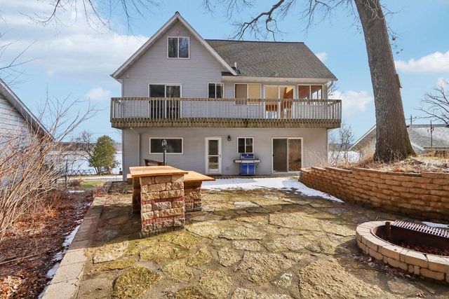 W10580 Tipperary Road, Poynette, WI 53955
