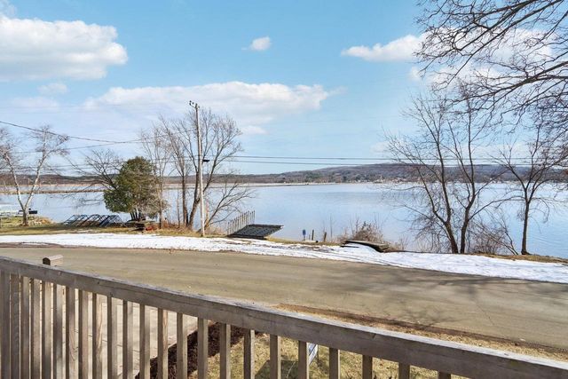 W10580 Tipperary Road, Poynette, WI 53955