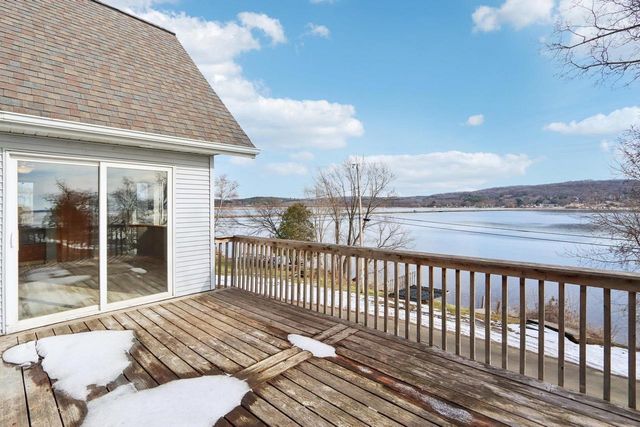 W10580 Tipperary Road, Poynette, WI 53955