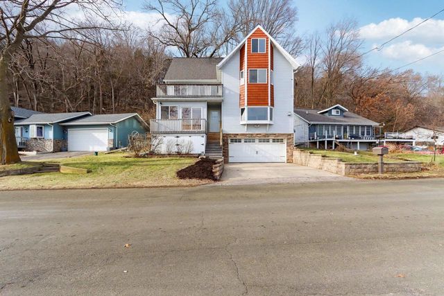 W10580 Tipperary Road, Poynette, WI 53955