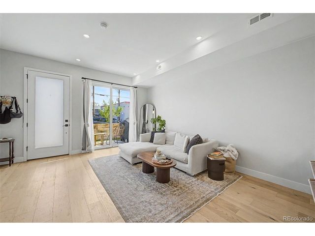 1921 W Elk Pl 2, Denver, CO 80211