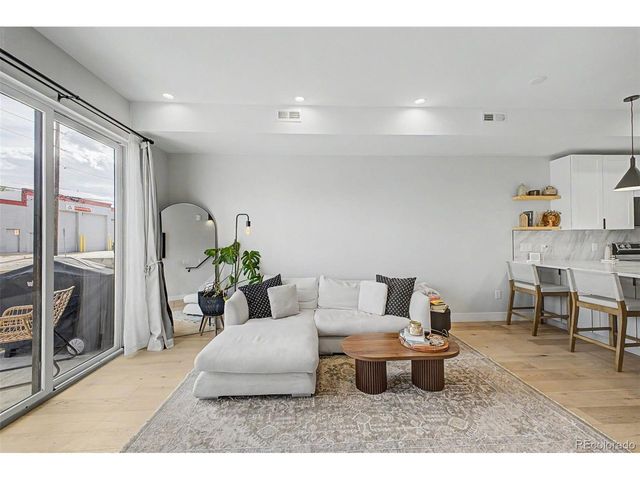 1921 W Elk Pl 2, Denver, CO 80211
