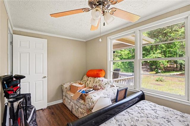 137 Taylor Road, Jackson, GA 30233