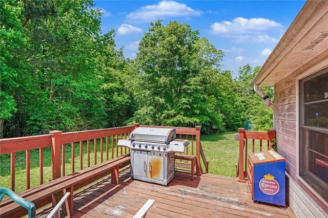 137 Taylor Road, Jackson, GA 30233