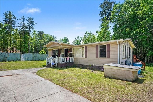 137 Taylor Road, Jackson, GA 30233