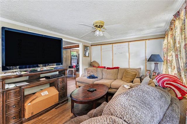 137 Taylor Road, Jackson, GA 30233