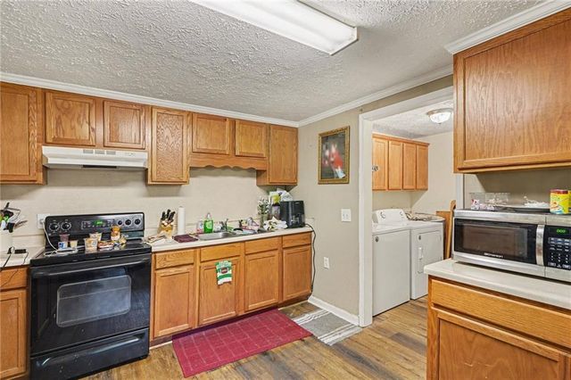 137 Taylor Road, Jackson, GA 30233