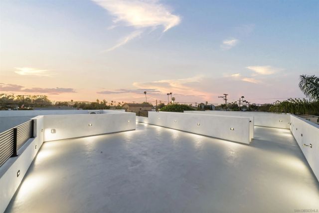 3702 Conrad, San Diego, CA 92117