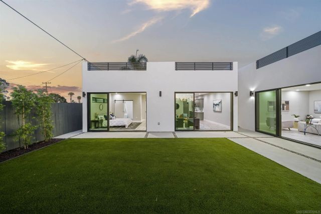 3702 Conrad, San Diego, CA 92117