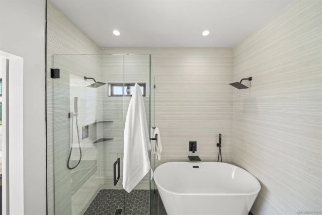 3702 Conrad, San Diego, CA 92117