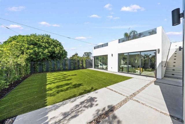 3702 Conrad, San Diego, CA 92117