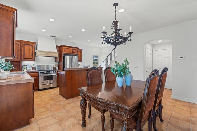 8924 Visage Cir, Fair Oaks, CA 95628