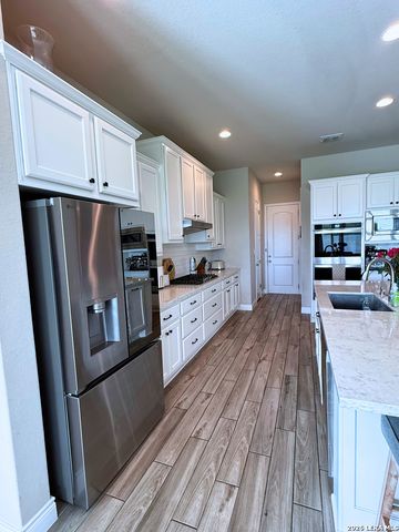 334 Sugarcane, New Braunfels, TX 78132