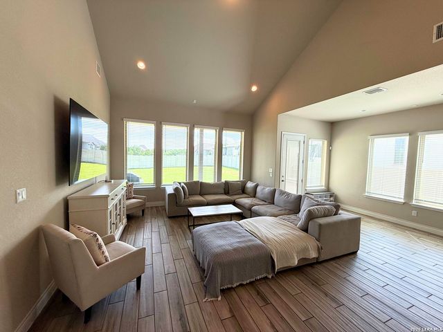 334 Sugarcane, New Braunfels, TX 78132