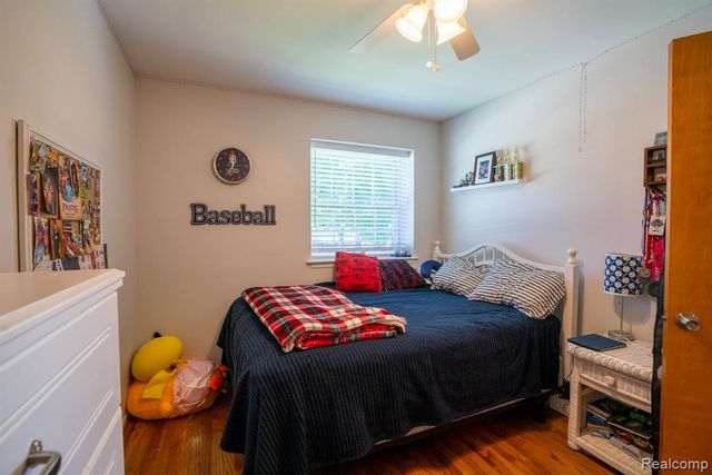1881 Evergreen Street, Trenton, MI 48183