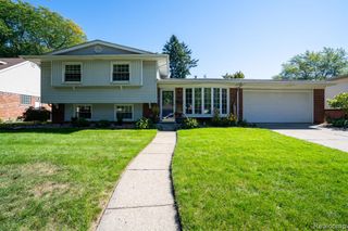 1881 Evergreen Street, Trenton, MI 48183