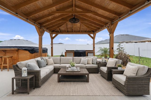 9097 SE 48TH COURT ROAD, Ocala, FL 34480