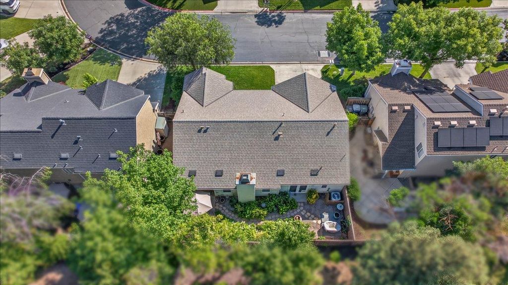 Image 57 of property listing at 10771 N Windham Bay Circle, Fresno, CA 93730