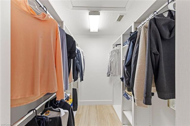 4748 San Carlo CT, Naples, FL 34109