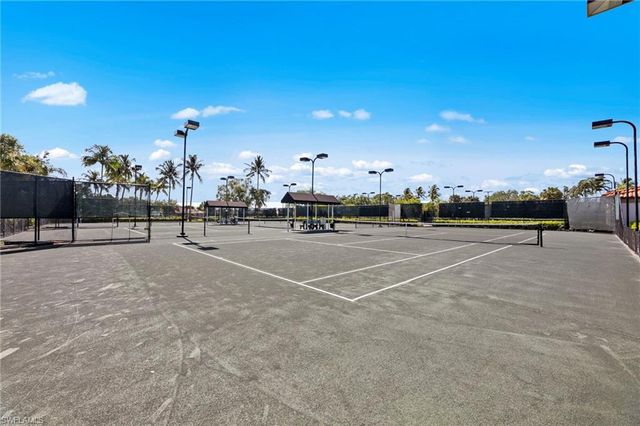 4748 San Carlo CT, Naples, FL 34109