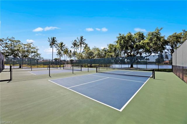 4748 San Carlo CT, Naples, FL 34109