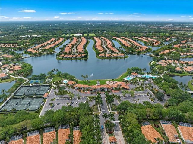 4748 San Carlo CT, Naples, FL 34109