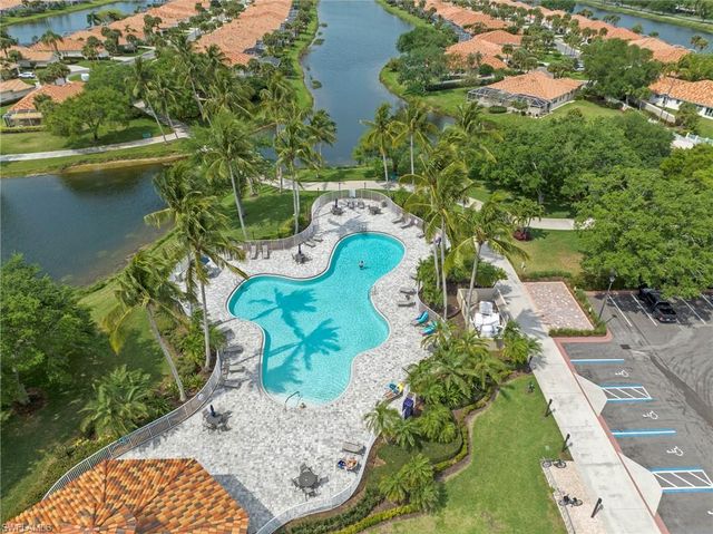 4748 San Carlo CT, Naples, FL 34109